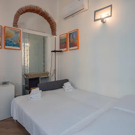 Luxury In Isola - De Castillia 20 公寓 *